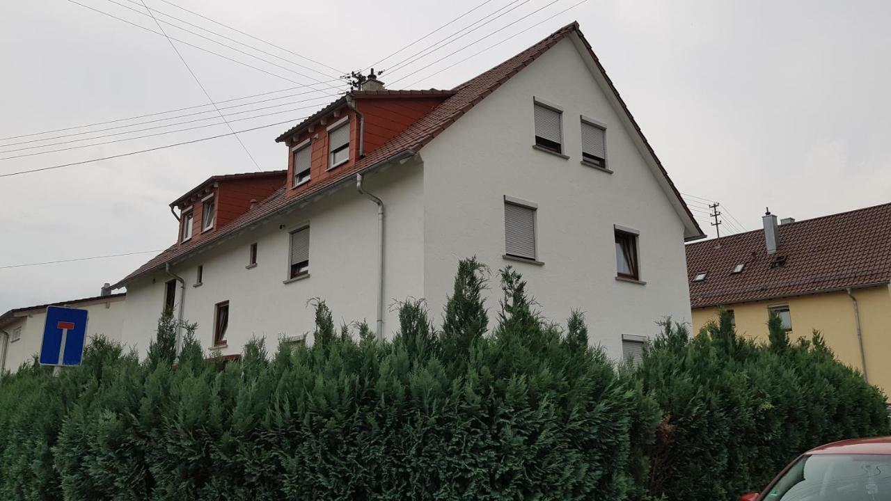 Outletcity Ferienwohnung Apartment 2 Μέτσινγκεν Εξωτερικό φωτογραφία