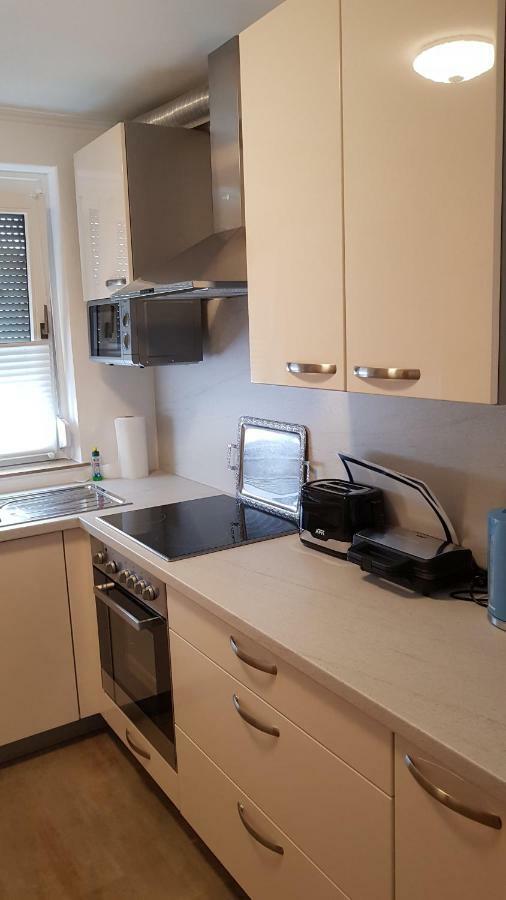 Outletcity Ferienwohnung Apartment 2 Μέτσινγκεν Εξωτερικό φωτογραφία